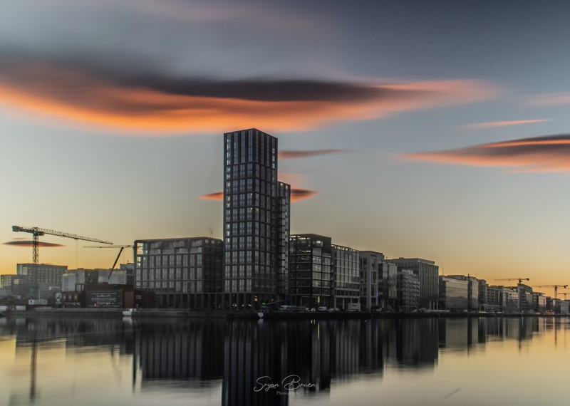 red-lenticular-cloud-3-dec-2019